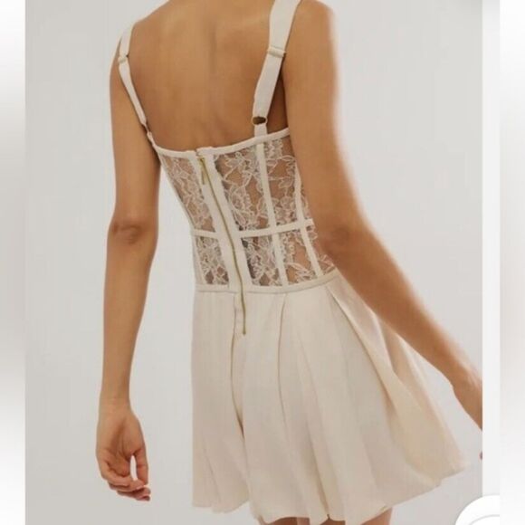 Free People Odette Mini Dress Sz 2 NWT - Picture 3 of 9